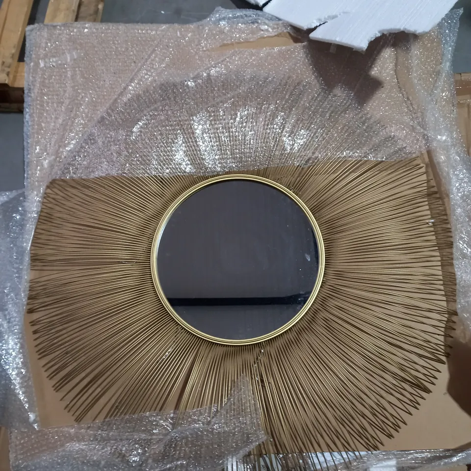 KBKH WALL MIRROR GOLD - COLLECTION ONLY