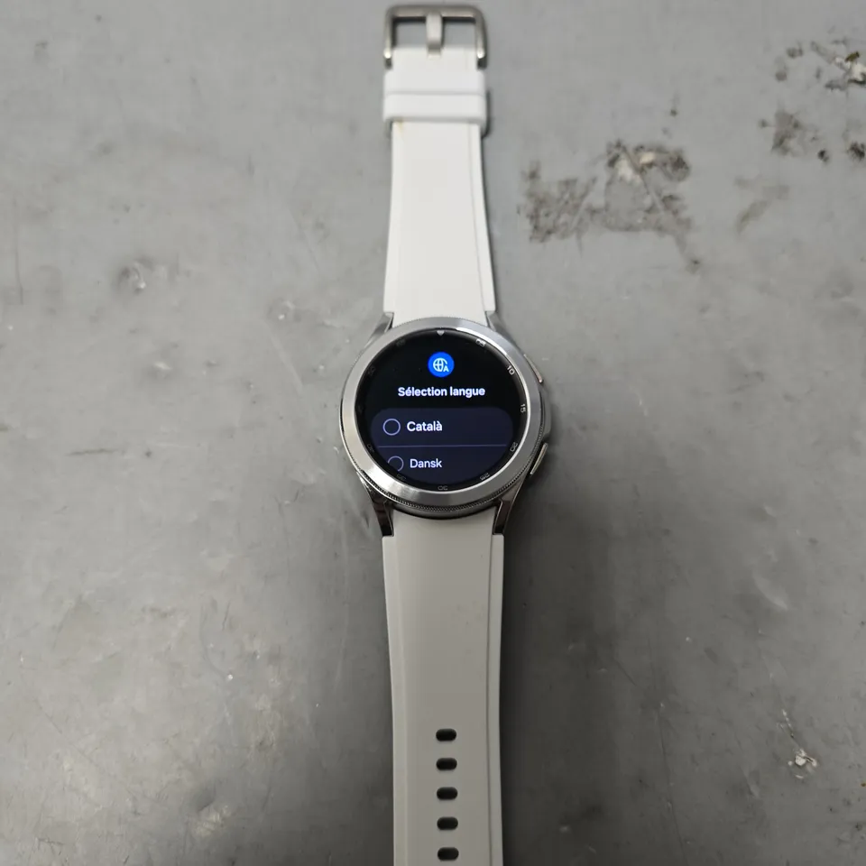 BOXED SAMSUNG GALAXY WATCH 4 CLASSIC 