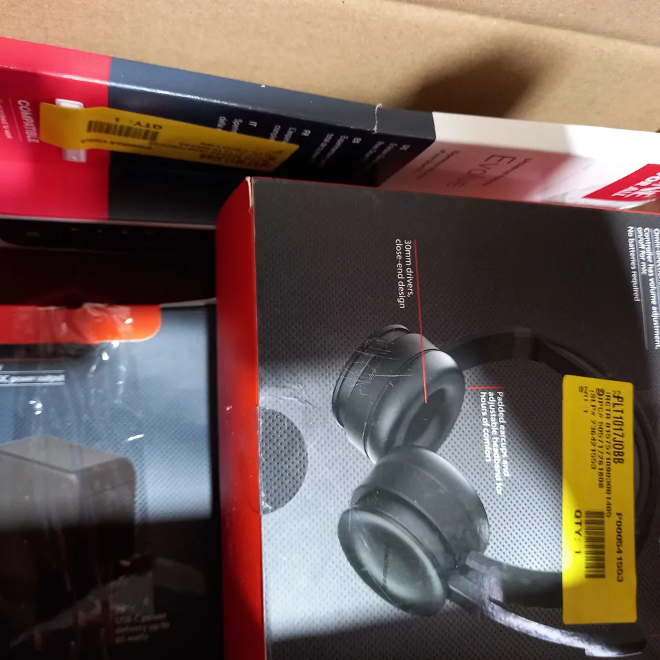 BOX OF APPROXIMATELY 5 ASSORTED HOUSEHOLD ITEMS TO INCLUDE BLACKWEB 3-WAY HDMI SELECTOR, ONN STEREO HEADSET, ASDA TECH TRUE WIRELESS EARBUDS, ETC
