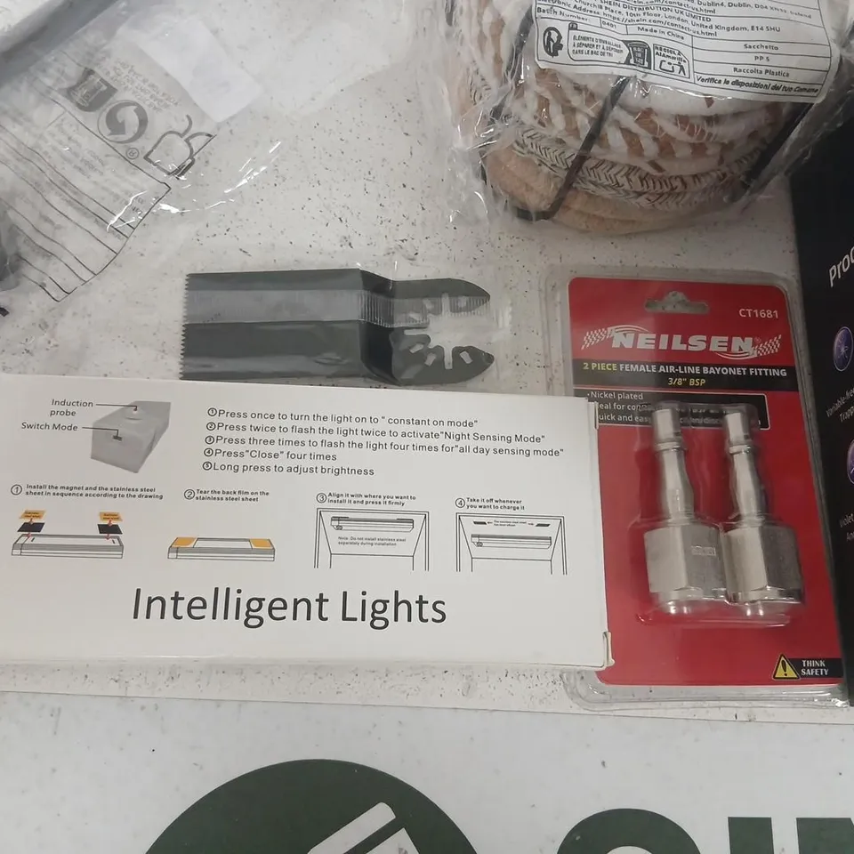 ASSORTED LIGHTING & HOUSEHOLD ITEMS TO INCLUDE; J10 MOSQUITO KILLER LAMP – BOXED, WITH 