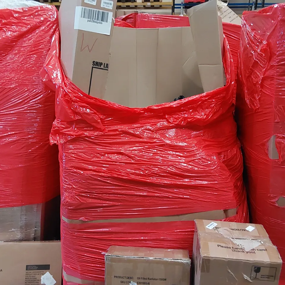 PALLET OF ASSORTED ITEMS INCLUDING: RADIATOR, GARMENTS STEAMER, NON-STICK TABLE GRILL, LAPTOP TABLE, FRUIT PRESS