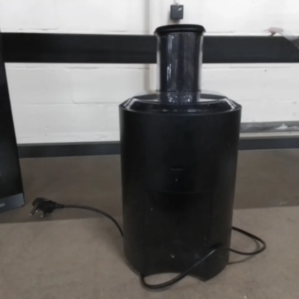 BOXED BRAUN SPIN JUICER 