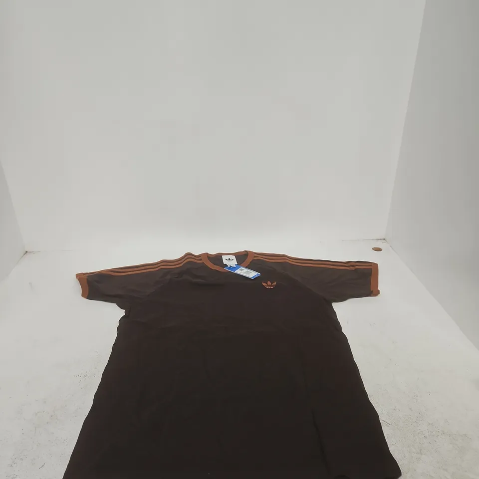 ADIDAS ORIGINALS SHIRT – UK L – BROWN/BLACK WITH ORANGE 3-STRIPE SLEEVES