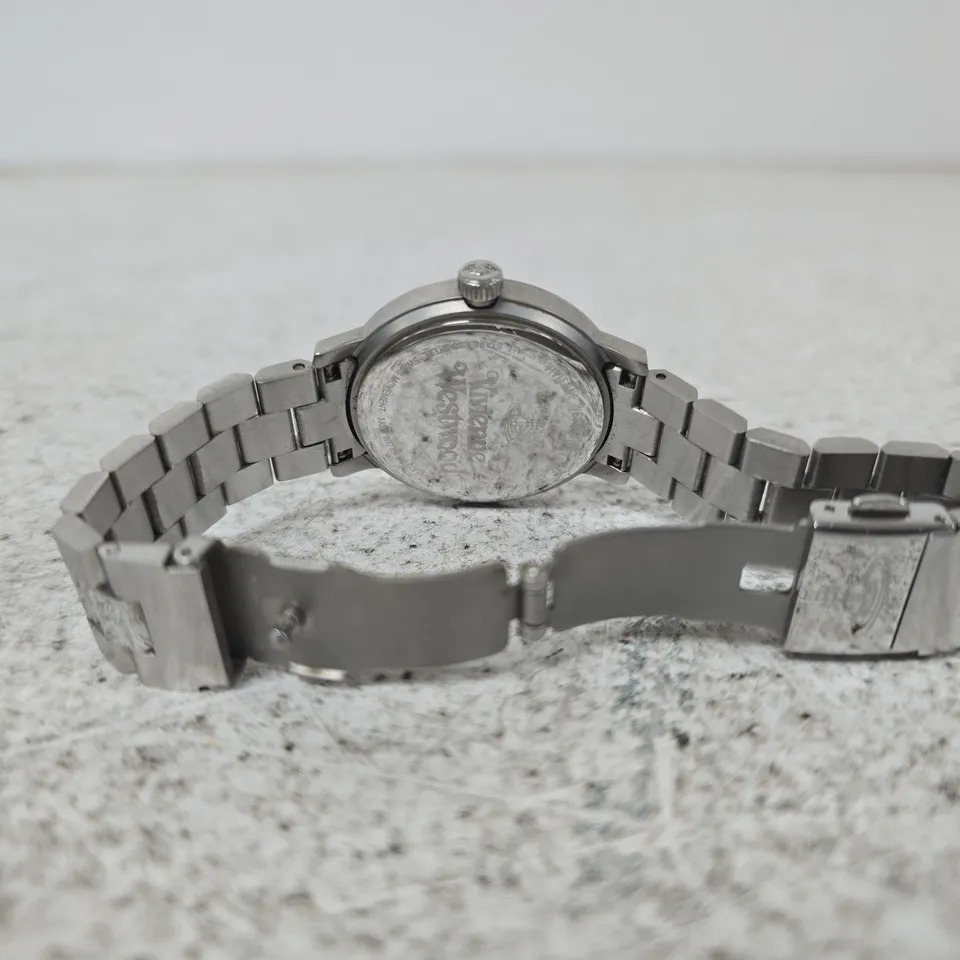 VIVIENNE WESTWOOD STAINLESS STEEL WRISTWATCH WITH DARK DIAL AND ROMAN NUMERALS