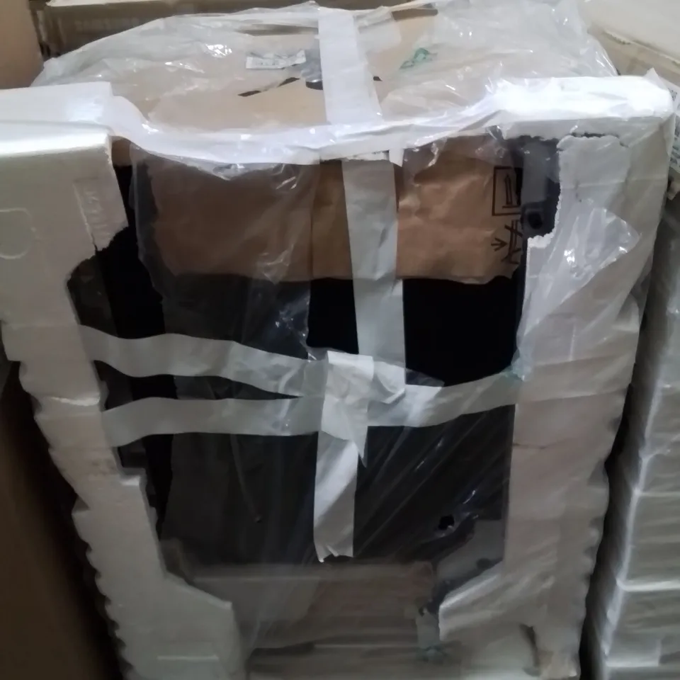 BAGGED HISENSE HV16AUK FULL-SIZE FULLY INTEGRATED 16-PLACE DISHWASHER		 