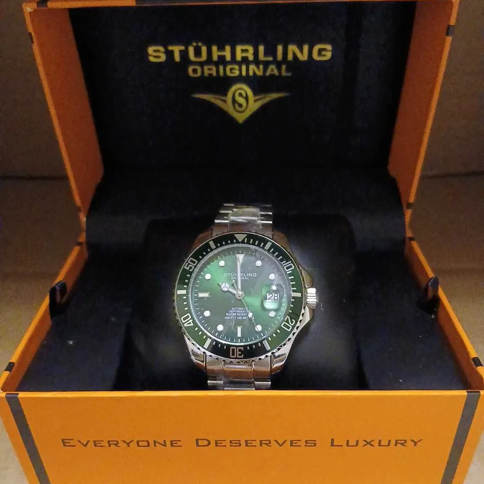 STÜHRLING ORIGINAL STAINLESS STEEL WRISTWATCH – GREEN DIAL, BOXED