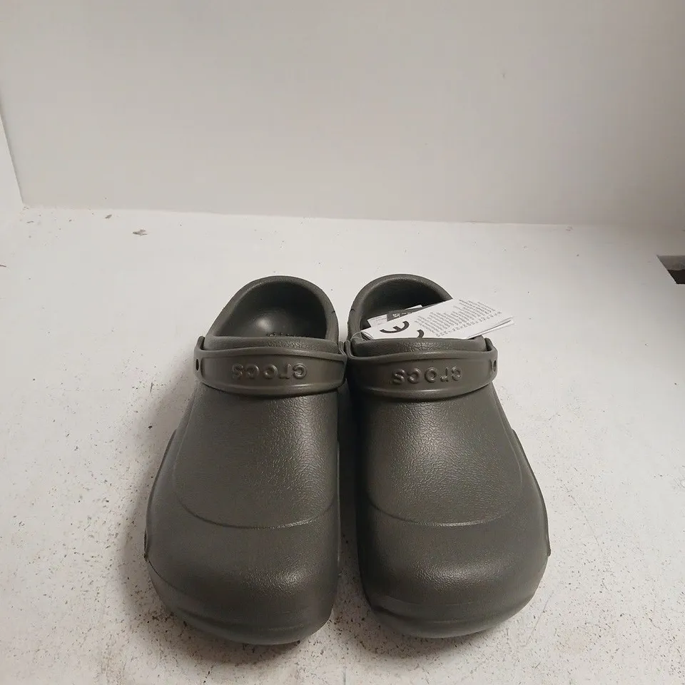 CROCS CLASSIC CLOG – GREY - SIZE 11