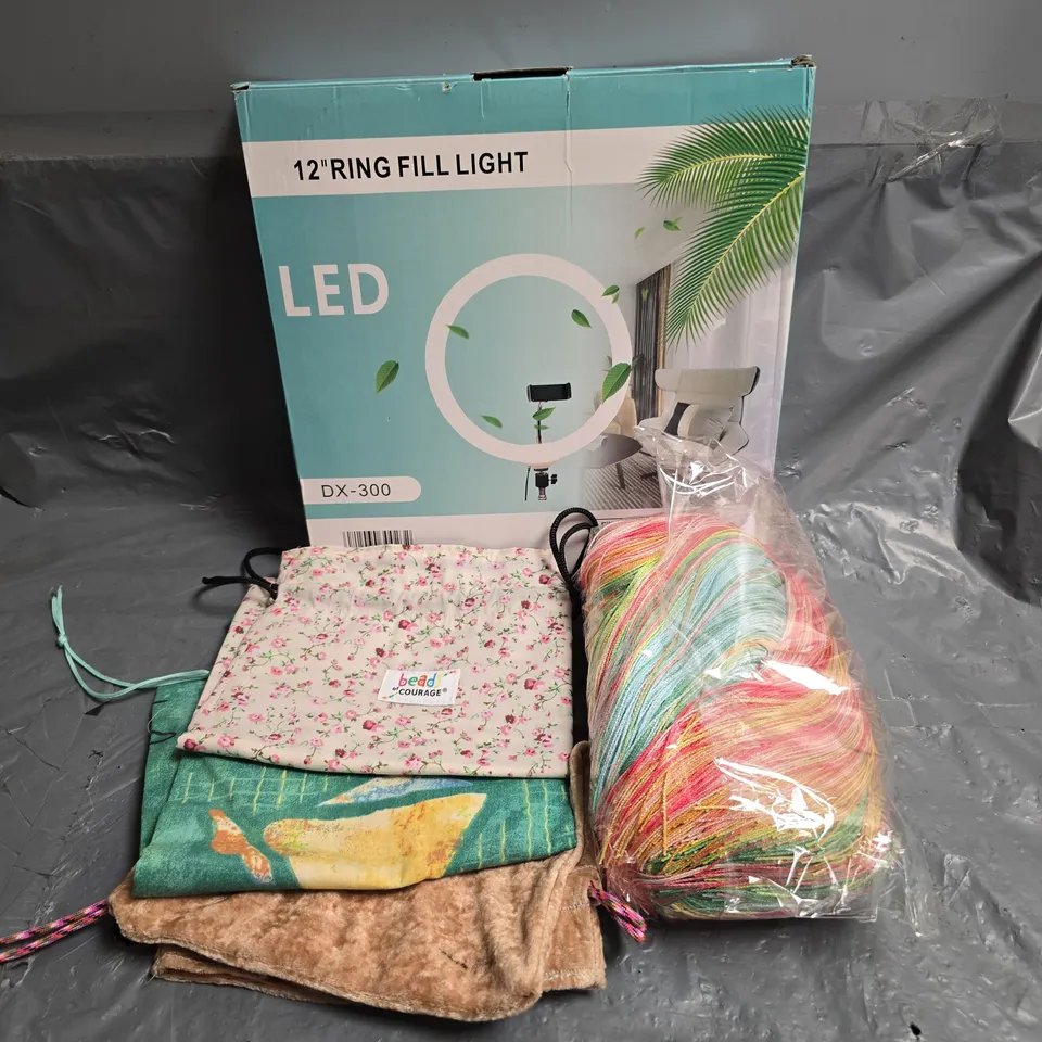 BOX OF APPROXIMATELY 10 ASSORTED HOUSEHOLD ITEMS TO INCLUDE - RING LIGHT - BAGS - THREAD - ETC - COLLECTION ONLY