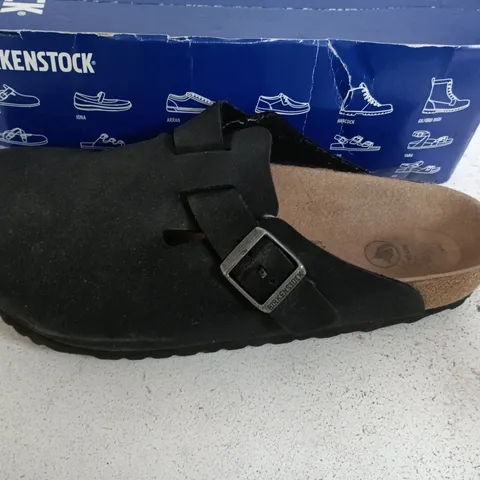 BIRKENSTOCK BOSYON BS IN BLACK SIZE 9
