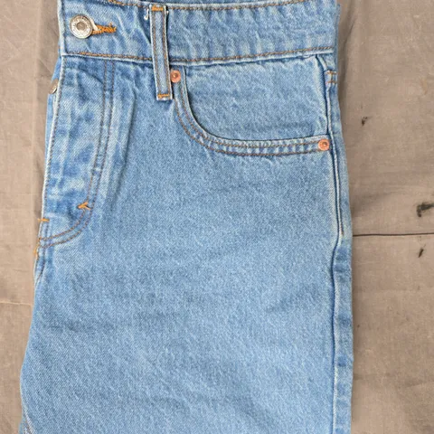 LEVI'S 501 JEANS IN BLUE SIZE 32/32
