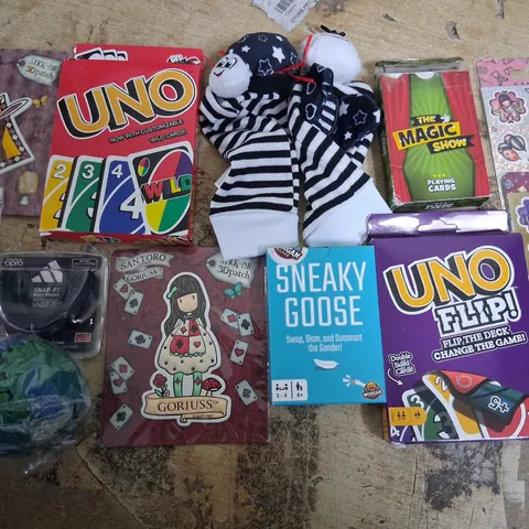 TOTE OF ASSORTED TOYS AND ACCESSORIES TO INCLUDE;