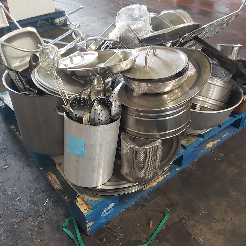PALLET TO CONTAIN A LARGE ASSORTMENT OF METAL CATERING EQUIPMENT 