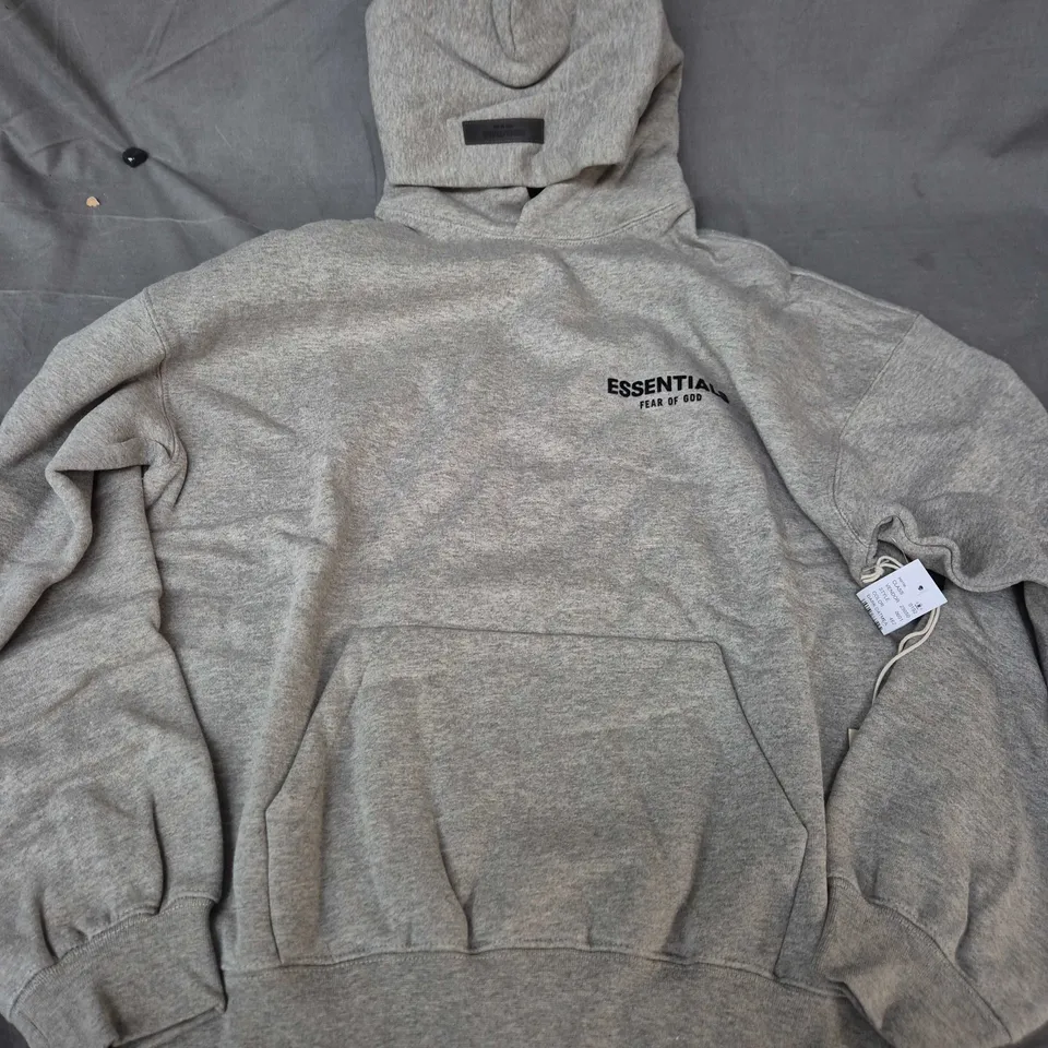 FEAR OF GOD ESSENTIALS HOODIE – GREY MARL, SIZE M