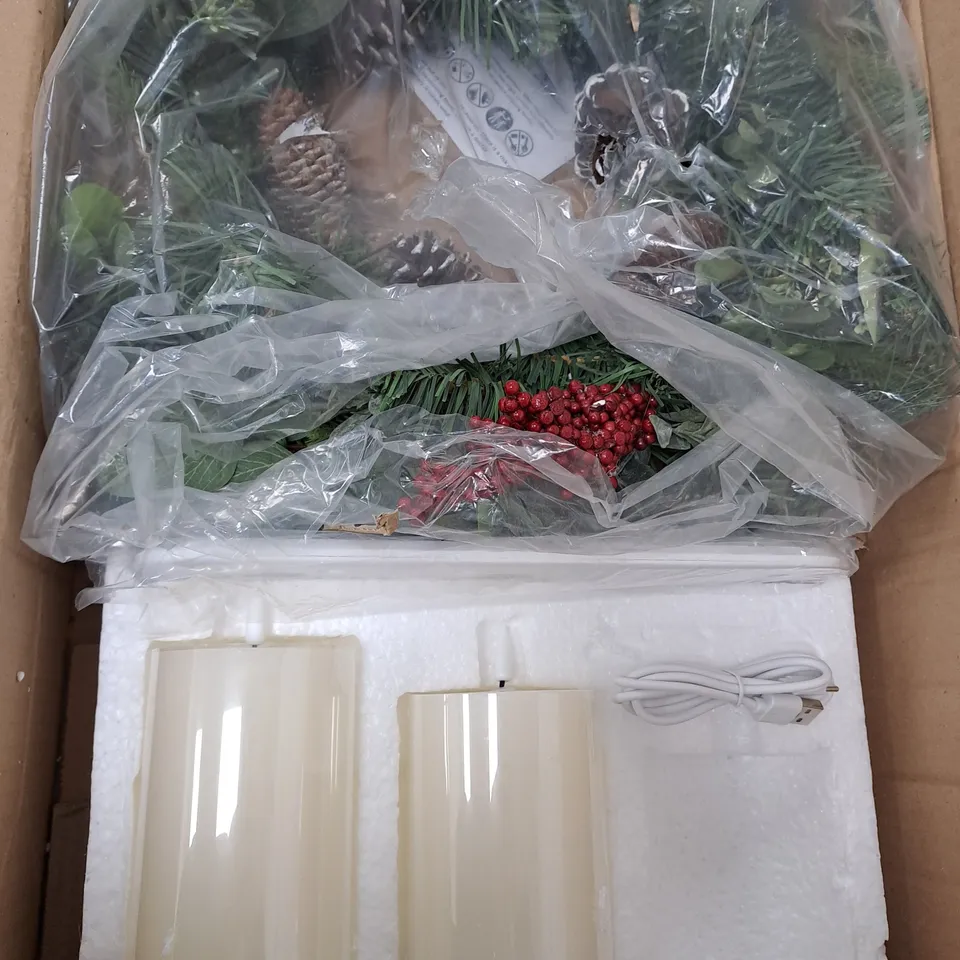 FLAMELESS CANDLES AND WREATH SET 