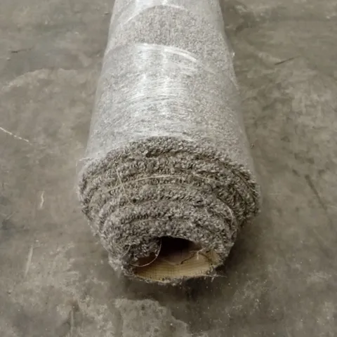 ROLL OF QUALITY CORNICHE GREY SUEDE CARPET // APPROX SIZE; 2.1 x 4m