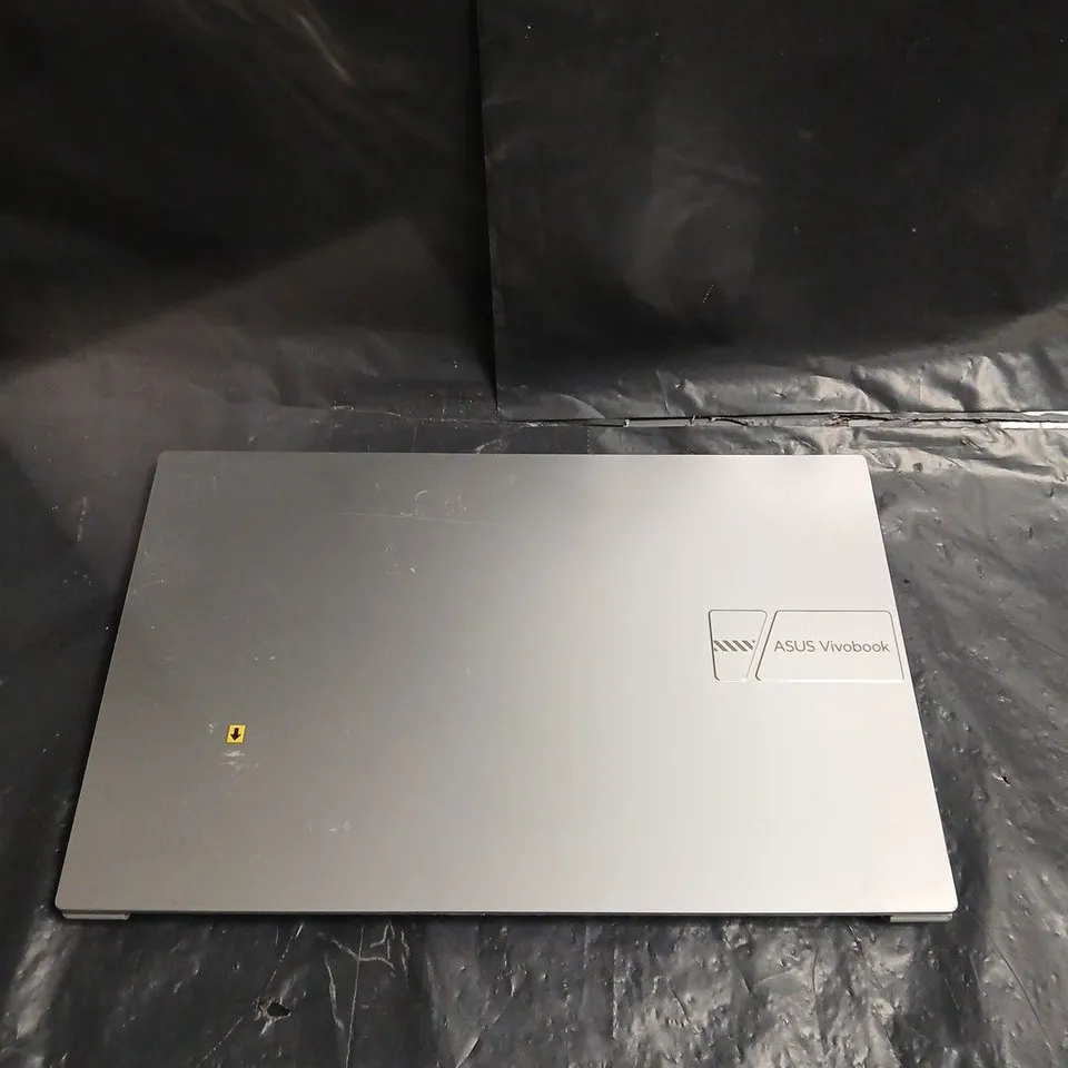ASUS VIVOBOOK 15 LAPTOP – MODEL X1505V, INTEL CORE I5 – DAMAGED/NEEDS REPAIR
