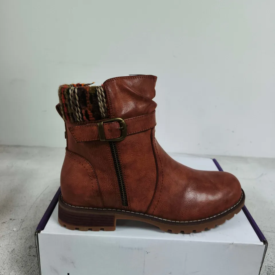 BOXED PAIR OF LOTUS TRIANA TAN LEATHER ANKLE BOOTS – EU 41