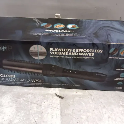 BOXED REVAMP PROGLOSS BIG VOLUME AND WAVE HOT CERAMIC BRUSH