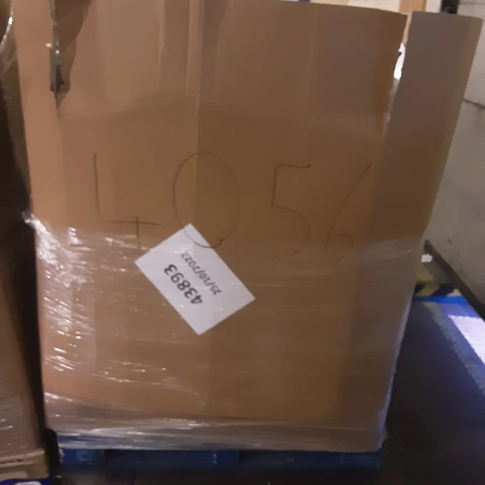 PALLET OF ASSORTED ITEMS INCLUDING BCOZZY, 100FT MAGIC HOSE, AMERIERGO FOOT REST, ERGONOMIC INNOVATIONS ORTHOPAEDIC DONUT CUSHION, 75FT EXPANDABLE GARDEN HOSE, ORTHOBLOCK KNEE PILLOW