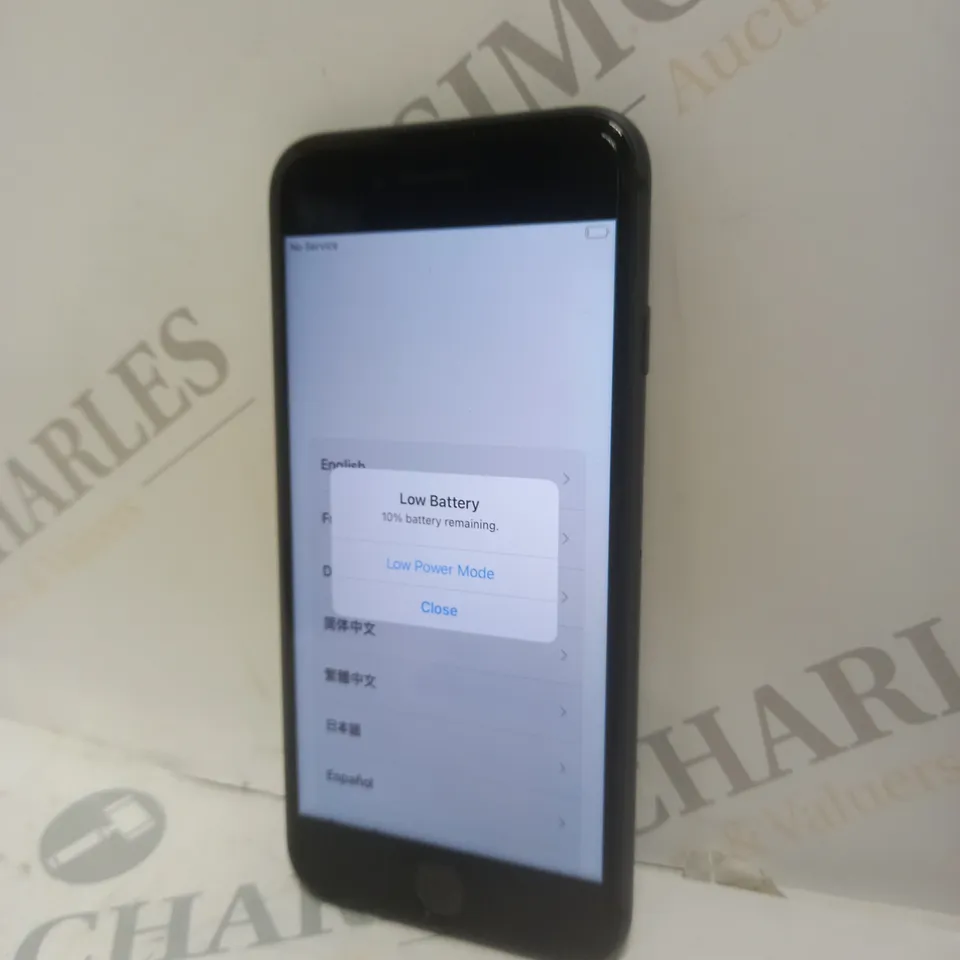 APPLE IPHONE SE IN BLACK