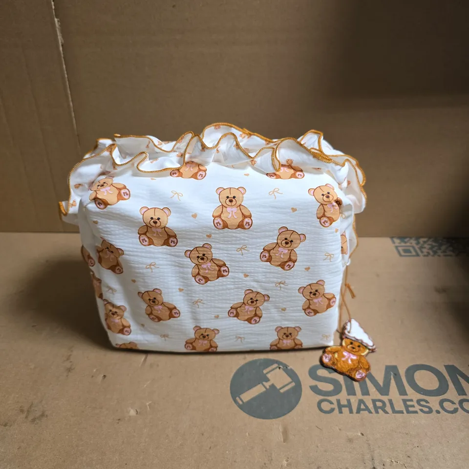 PLOUISE TEDDY TOUCH BATH AND BODY GIFT POUCH