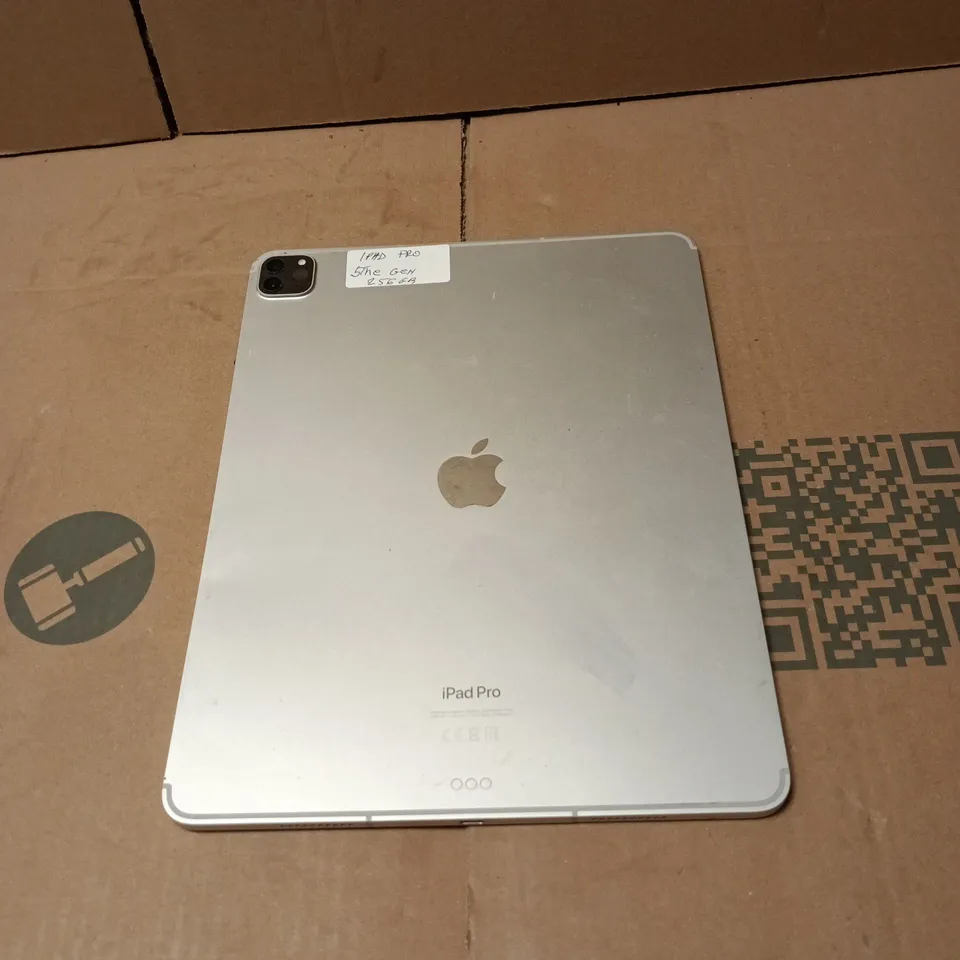 APPLE IPAD PRO SILVER