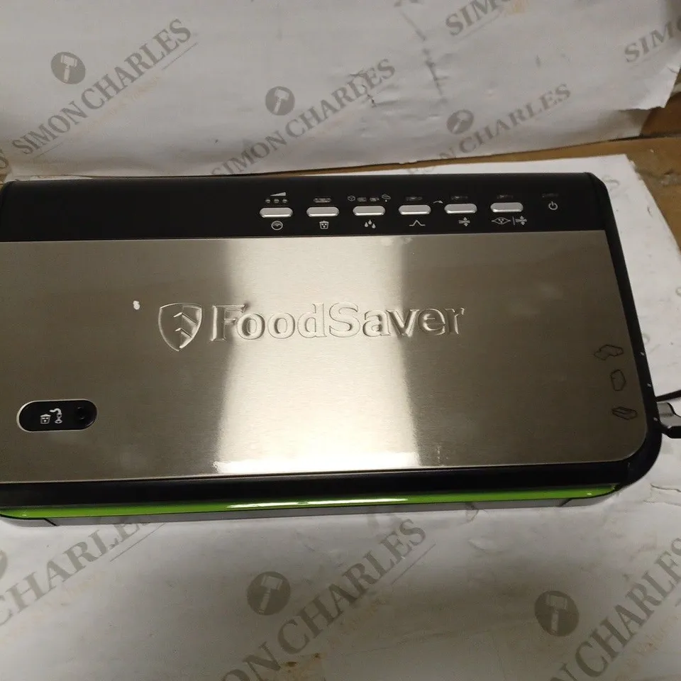 FOOD SAVER FFS005 VACUUM SEALER