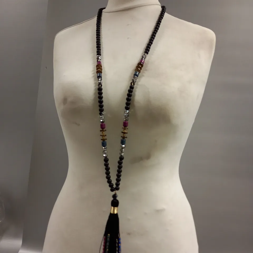 BRAND NEW BROWN PEPPER HANDBAGS BOLD FANTASY PEARLED NECKLACE 
