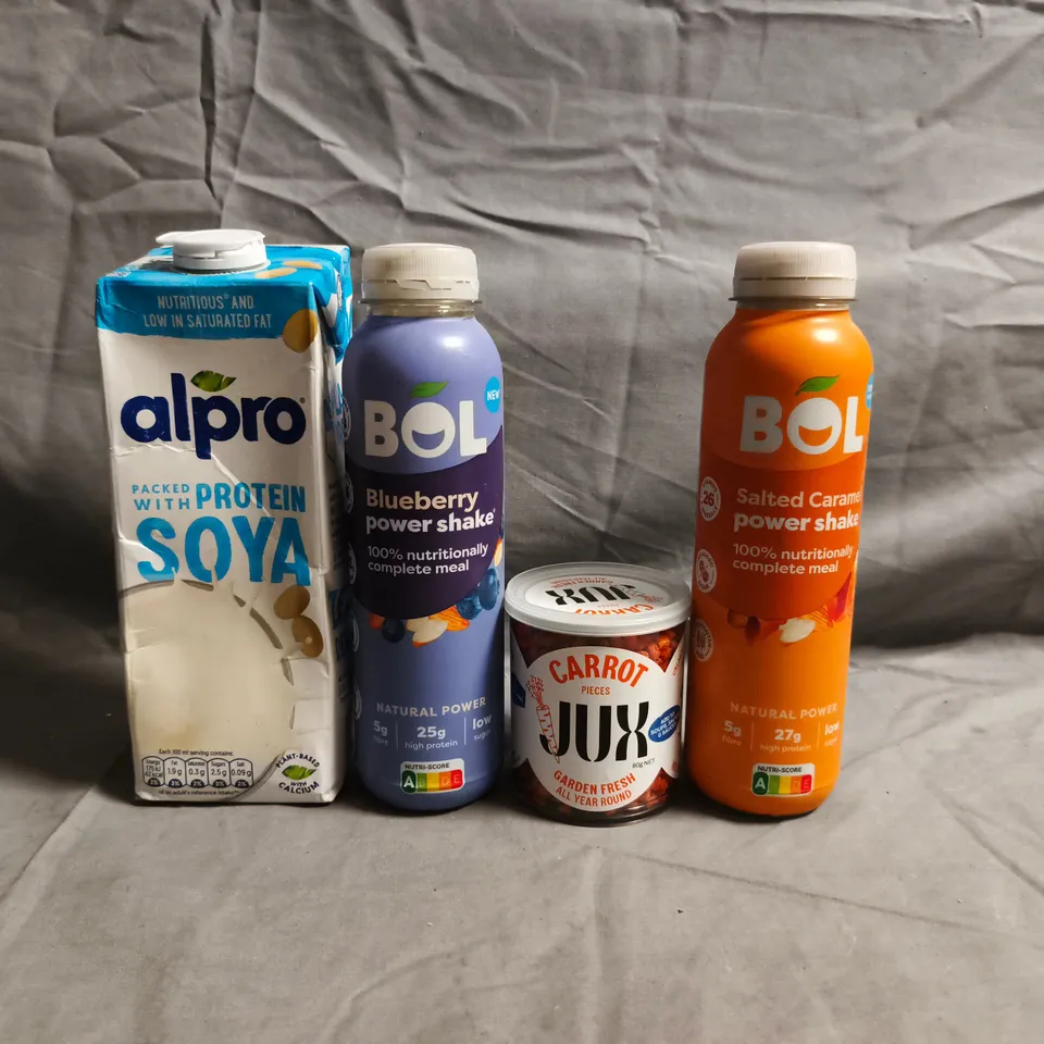 BOX OF APPROXIMATELY 10 ASSORTED FOOD AND DRINK ITEMS TO INCLUDE BOL POWER SHAKE, CARROT PIECES, ETC