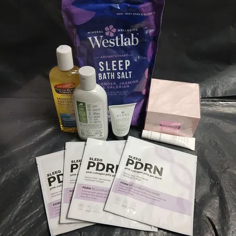 APPROXIMATEY 20 ASSORTED HEALTH AND BEAUTY PRODUCTS TO INCLUDE - WESTLAB SLEEP BATH SALT - SLEEQ PDRN PINK COLLAGEN JELLY GEL MASK - DR ORGANIC HEMP OIL BODY WASH - ETC