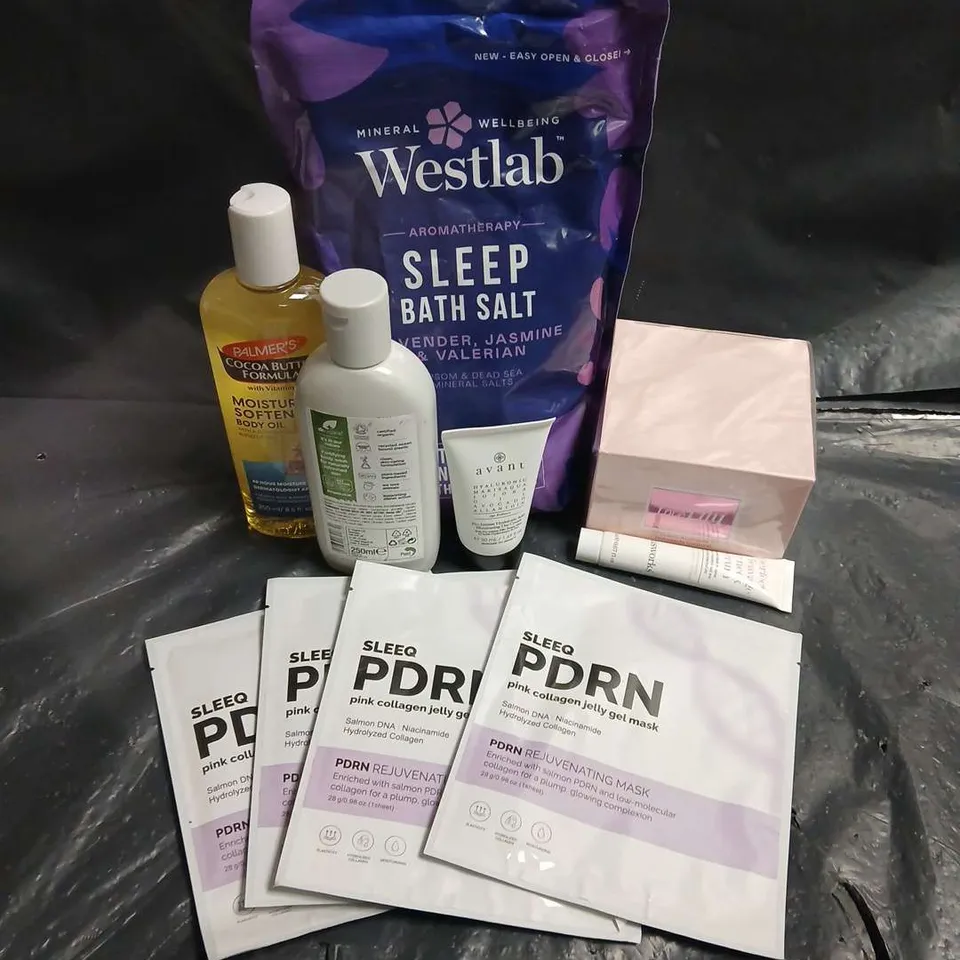 APPROXIMATEY 20 ASSORTED HEALTH AND BEAUTY PRODUCTS TO INCLUDE - WESTLAB SLEEP BATH SALT - SLEEQ PDRN PINK COLLAGEN JELLY GEL MASK - DR ORGANIC HEMP OIL BODY WASH - ETC