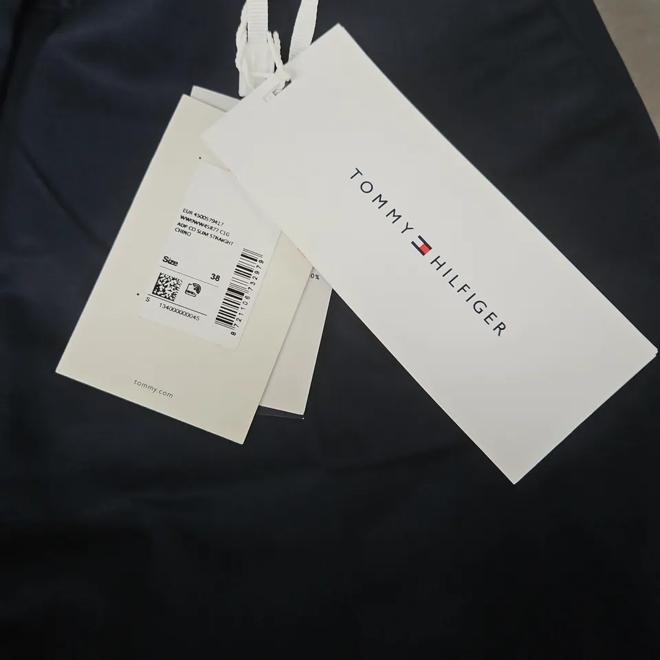 TOMMY HILFIGER MEN'S NAVY DRESS TROUSERS – SIZE 38