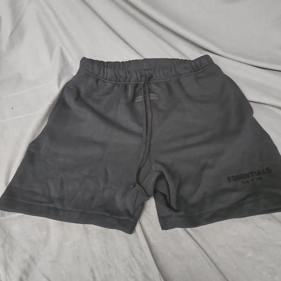 FEAR OF GOD ESSENTIALS BLACK SHORTS – XL
