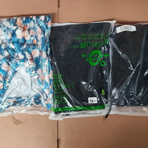 APPROXIMATELY 20 ASSORTED CLOTHING AND FASHION PRODUCTS IN VARIOUS STYLES AND SIZES - COLLECTION ONLY