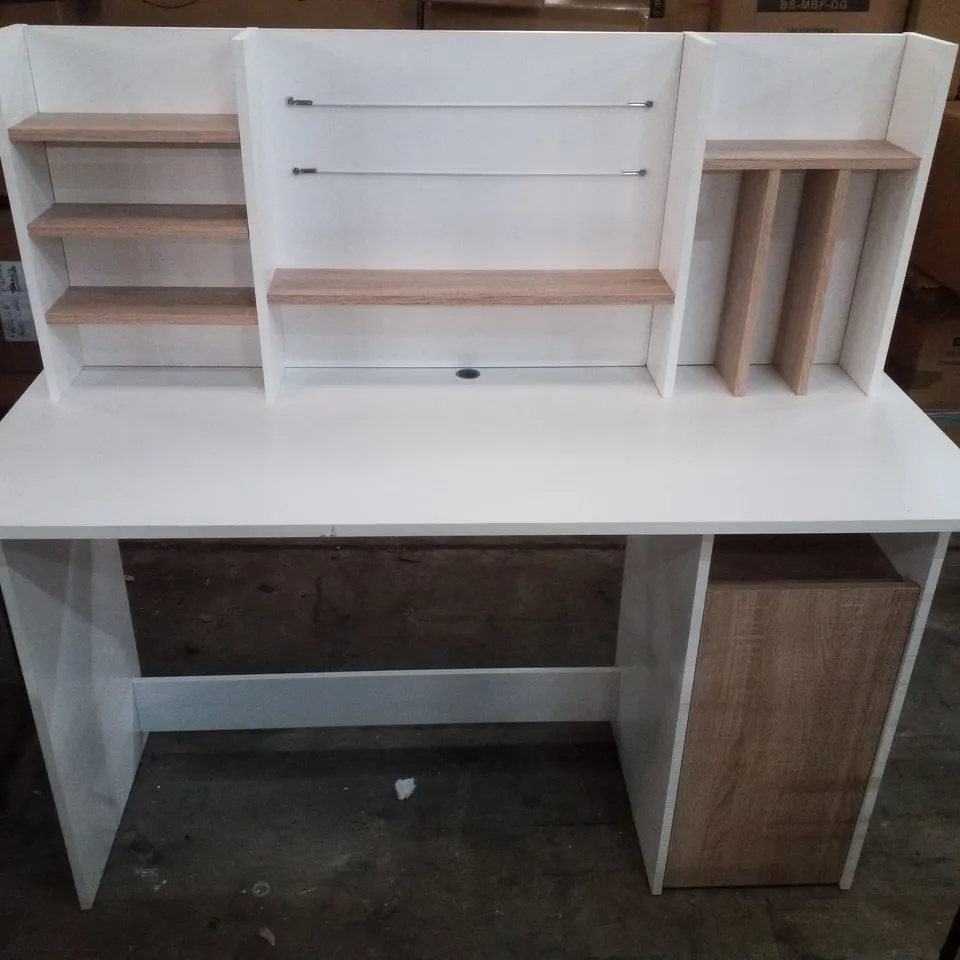 BOXED AMBRE WRITING  DESK 