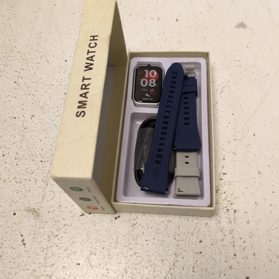 SMART WATCH – BOXED WITH BLUE SILICONE STRAP AND EXTRA BAND