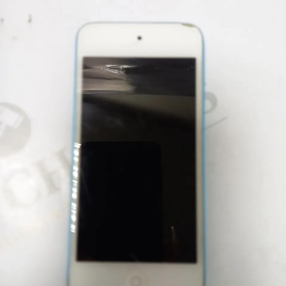 IPOD TOUCH 5TH GEN