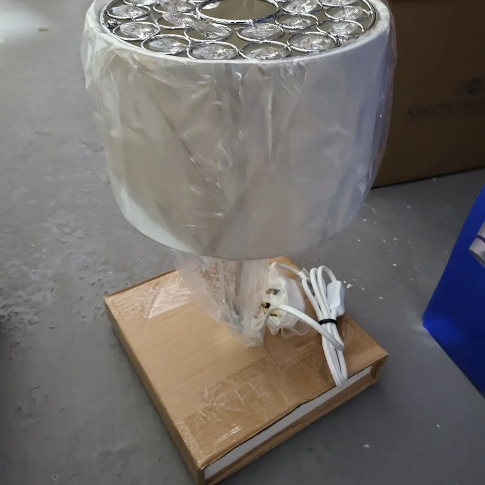 HOUSE OF FRASER AMBER POLISHED CHROME/IVORY SMALL TABLE LAMP