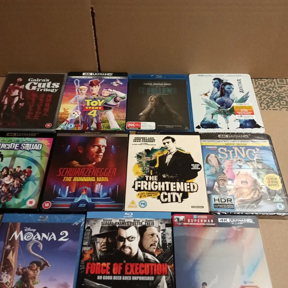 APPROXIMATELY 15 ASSORTED DVDS TO INCLUDE - SING, TOY STROY 4 AND MOANA 2 