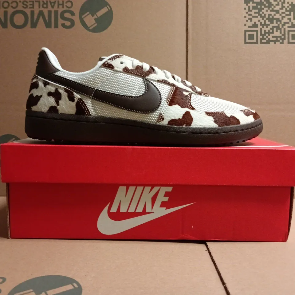 BOXED PAIR OF NIKE FIELD GENERAL TRAINERS IN PHANTOM/ANIMAL PRINT SIZE UK 9