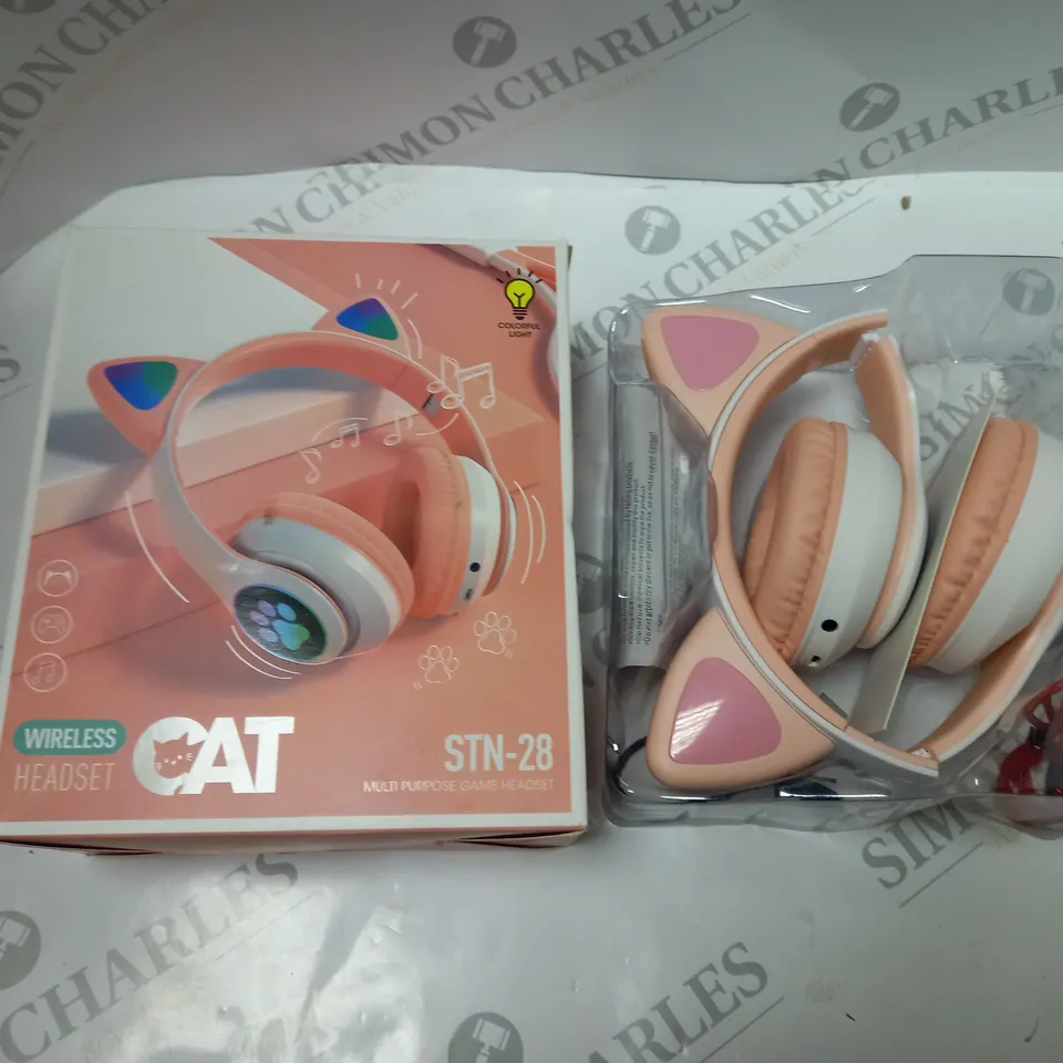 BOXED CAT WIRELESS GAMING  HEADSET IN PINK, - MODEL STN-28 - WITH CABLES AND INSTRUCTIONS