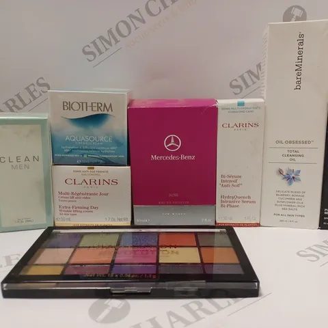 BOX OF APPROX 15 ASSORTED BEAUTY PRODUCTS TO INCLUDE BAREMINERALS BARESKIN SERUM FOUNDATION #BARE LINEN, CLARINS INTENSIVE SERUM, DIOR EYESHADOW ZENITH, ETC