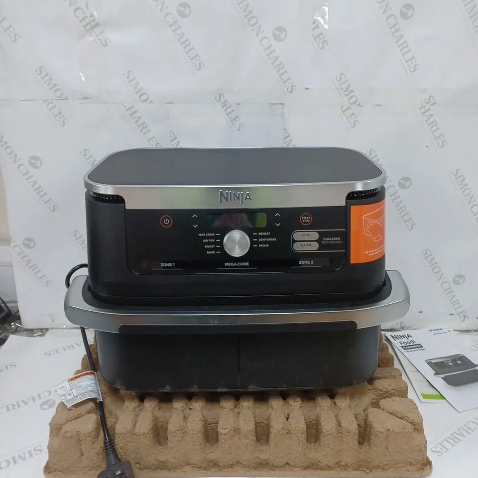 NINJA 10.4L FOODI FLEXDRAWER DUAL AIR FRYER AF500UK