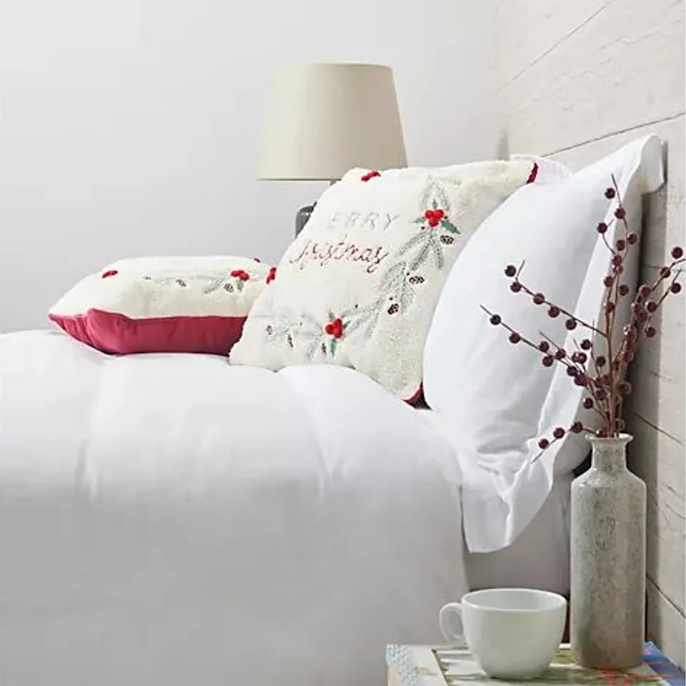 SARA BY SARA DAVIES BORG