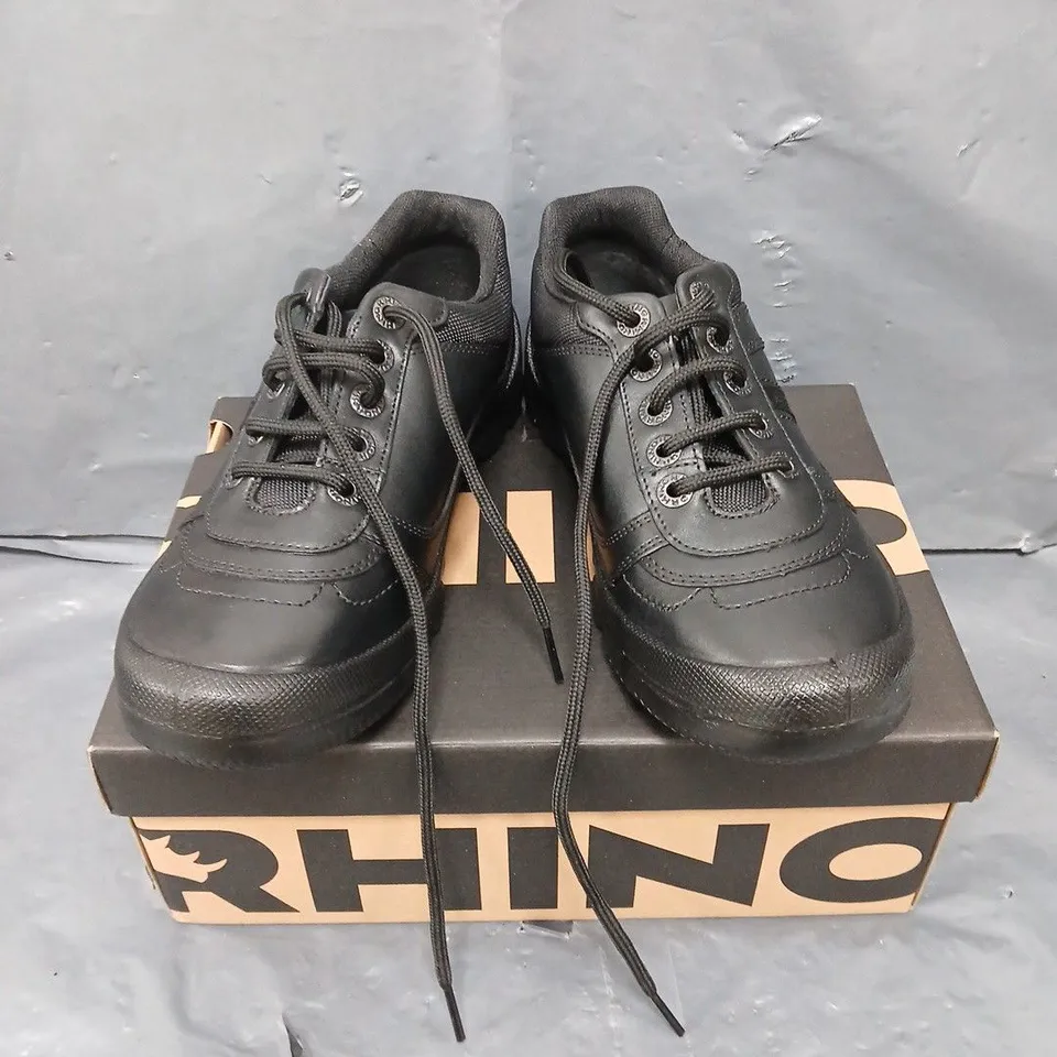 START-RITE BOYS RHINO SHERMAN LEATHER LACE UP SCHOOL SHOES - 4.5