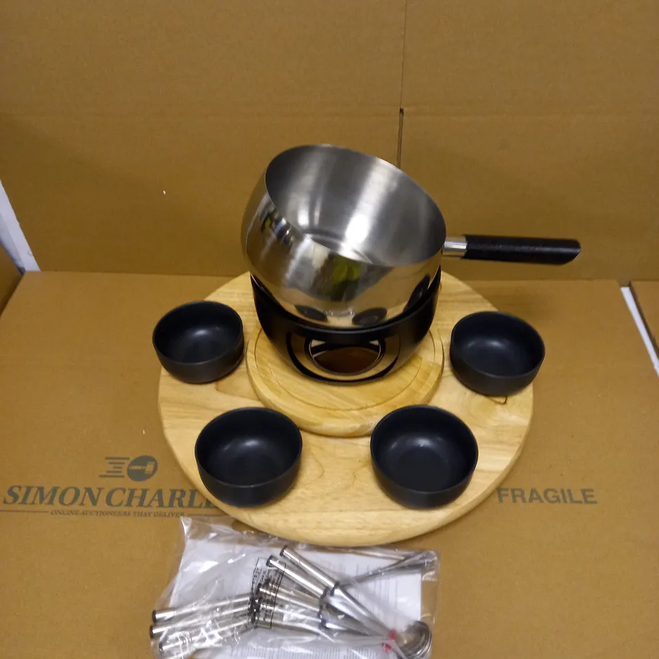 ARTESÀ DELUXE FONDUE SET
