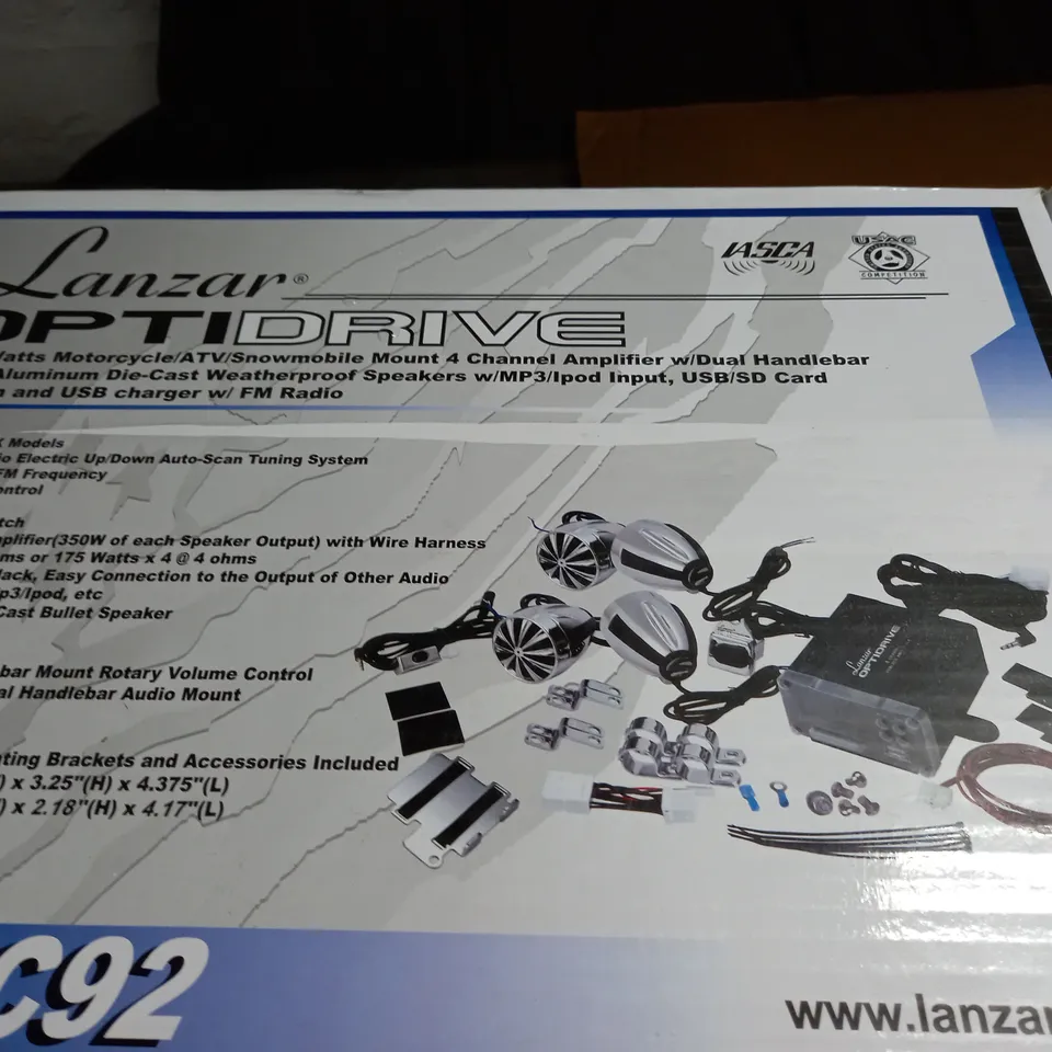 PARTS AND SPEAKERS FROM LANZAR OPTIDRIVE OPTIMC92 AMPLIFIER AND SPEAKER VEHICLE SET