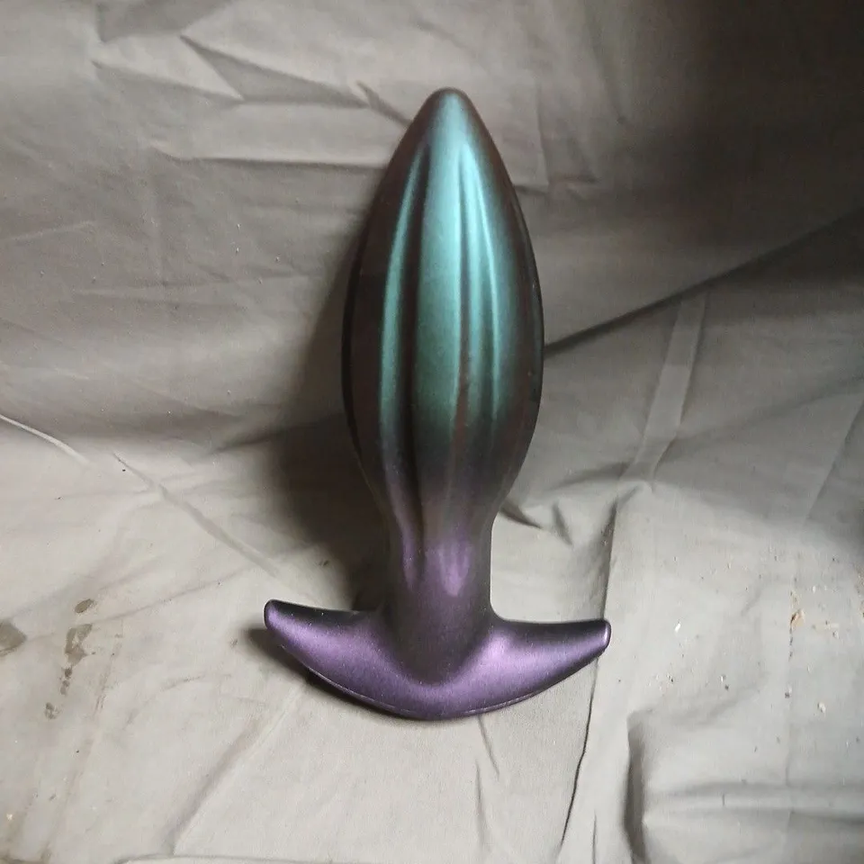 7" SILICONE BUTTPLUG