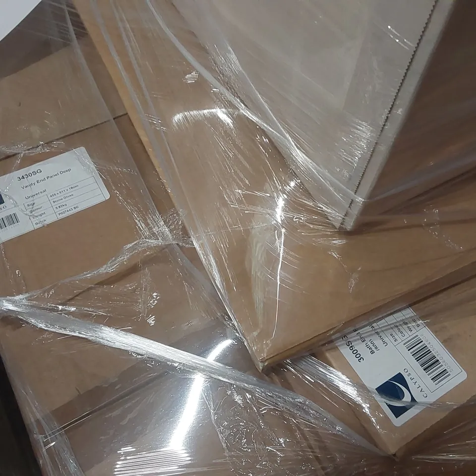 PALLET CONTAINING A LARGE QUANTITY OF ASSORTED BATHROOM FURNITURE PANELS INCLUDING: VANITY END PANELS, WC BLANKING PANEL ECT