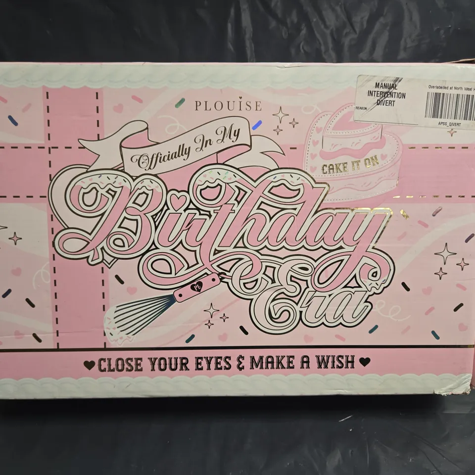 SEALED PLOUISE BIRTHDAY EVE CLOSE YOUR EYES SET